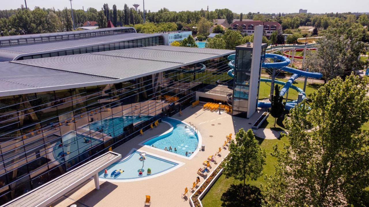Aqua Hotel Keşkemet Dış mekan fotoğraf