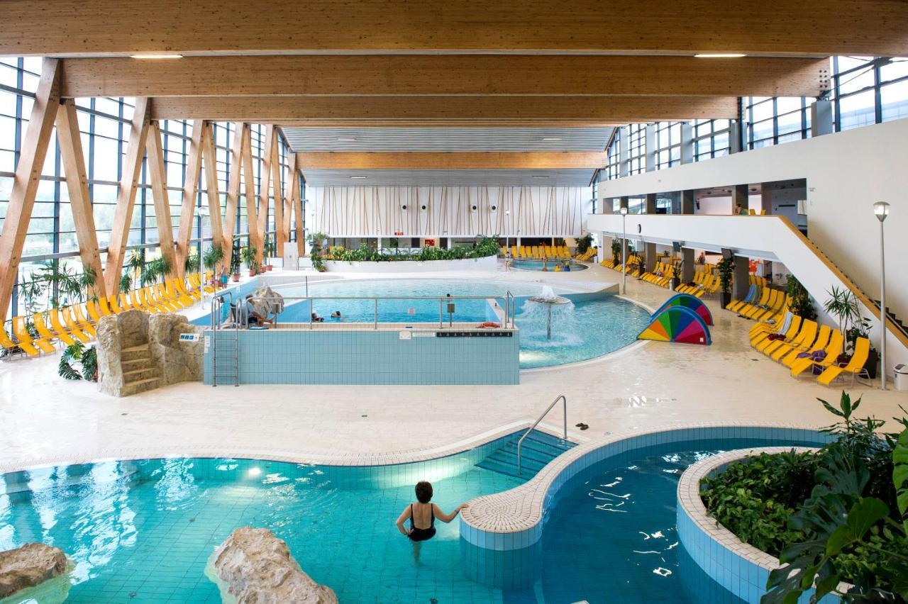 Aqua Hotel Keşkemet Dış mekan fotoğraf