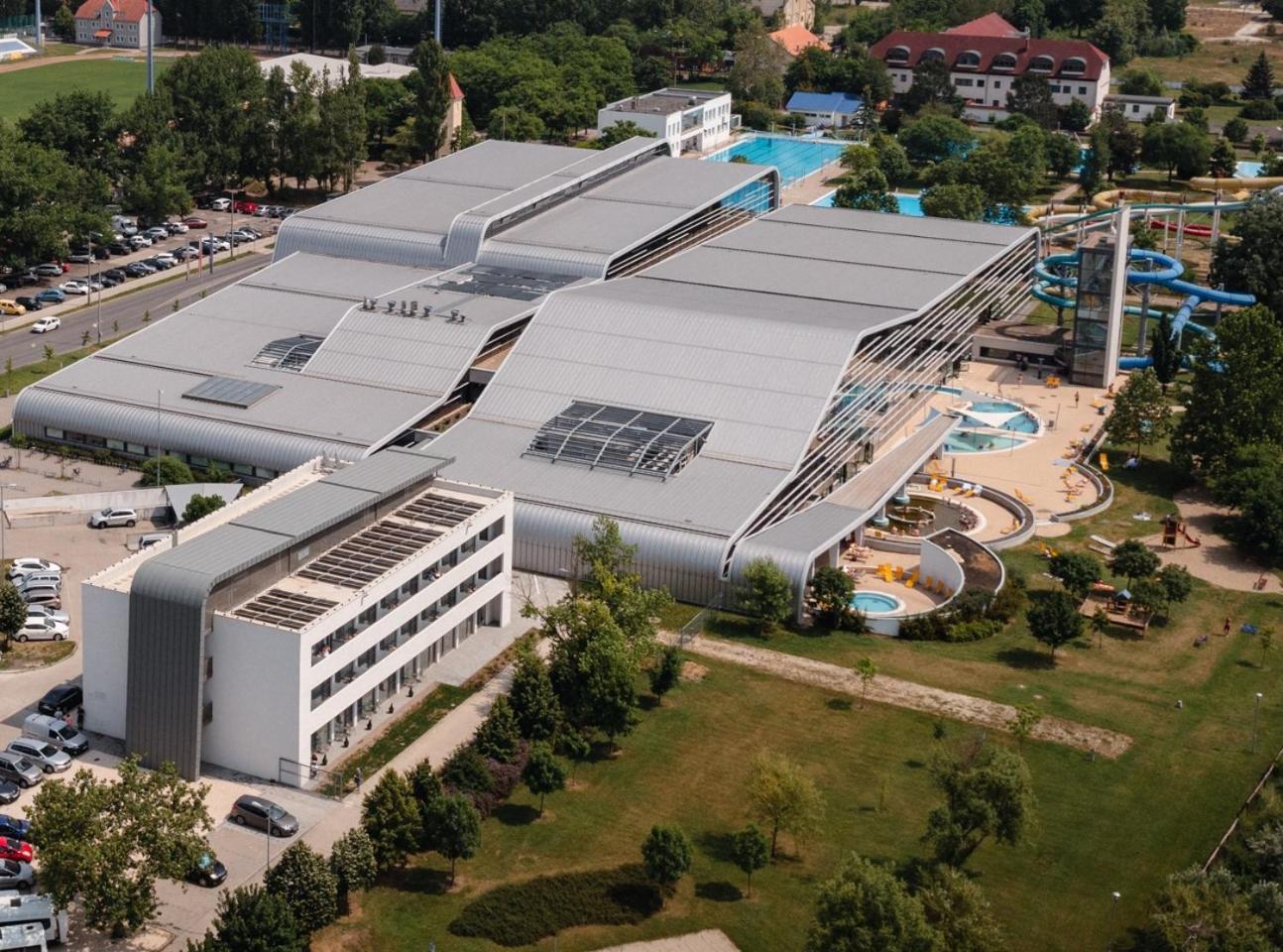 Aqua Hotel Keşkemet Dış mekan fotoğraf