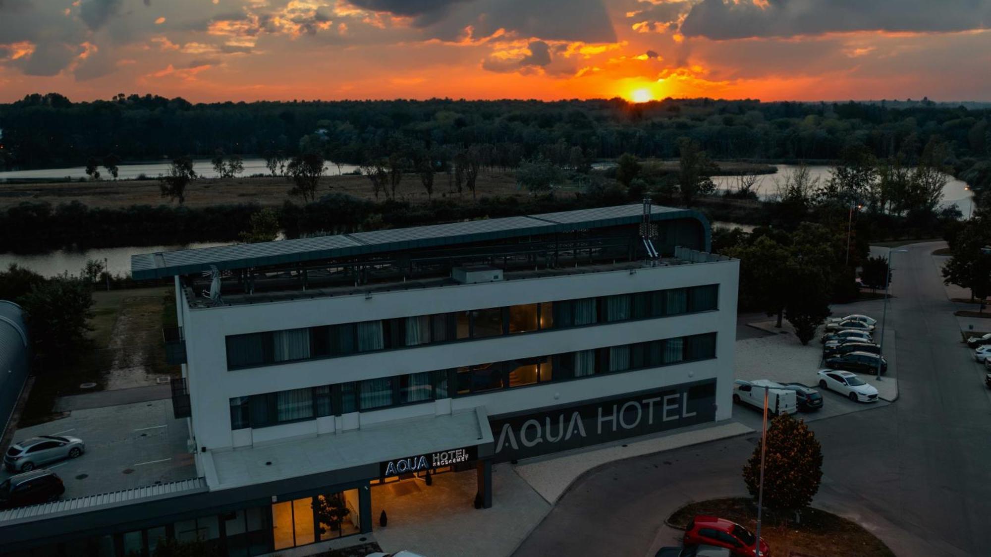 Aqua Hotel Keşkemet Dış mekan fotoğraf